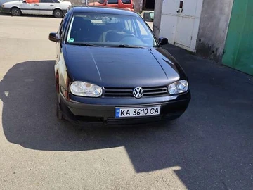 Авто Volkswagen Golf 2001 № 7931918