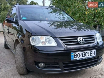 Авто Volkswagen Touran 2006 № 7931955