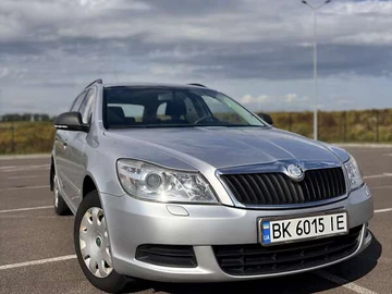 Авто Skoda Octavia 2010 № 7931968
