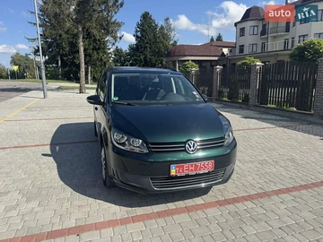 Авто Volkswagen Touran 2011 № 7931992
