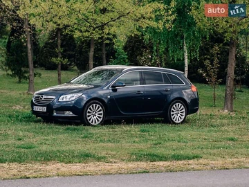 Авто Opel Insignia 2011 № 7932000