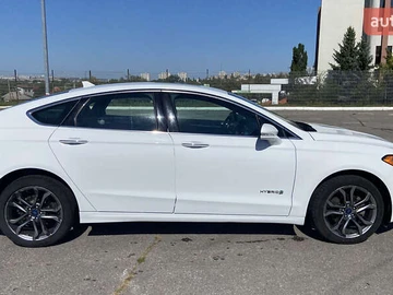 Авто Ford Fusion 2019 № 7932064