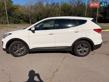 Авто Hyundai Santa Fe 2013 № 7932094
