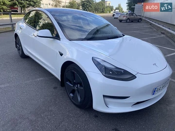 Авто Tesla Model 3 2023 № 7932123