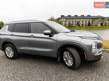 Авто Mitsubishi Outlander 2021 № 7932129