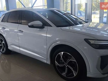 Авто Audi Q4 E-Tron 2023 № 7932144
