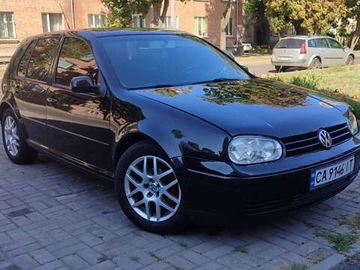 Авто Volkswagen Golf 2000 № 7932209