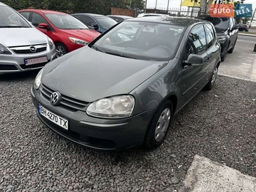 Авто Volkswagen Golf 2004 № 7932247