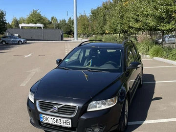Авто Volvo V50 2007 № 7932282