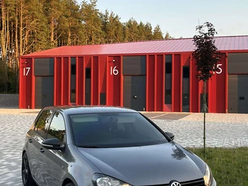 Авто Volkswagen Golf 2010 № 7932363