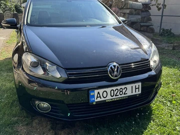 Авто Volkswagen Golf 2010 № 7932396