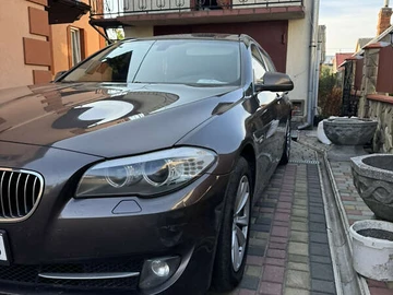 Авто BMW 5 Series 2012 № 7932464