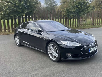 Авто Tesla Model S 2015 № 7932473