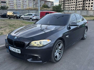 Авто BMW 5 Series 2012 № 7932504