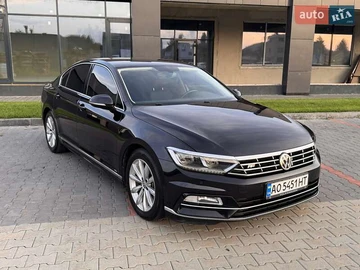 Авто Volkswagen Passat 2017 № 7932536