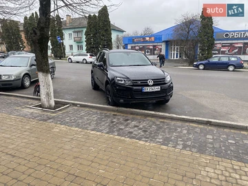 Авто Volkswagen Touareg 2013 № 7932547