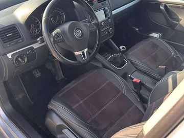 Авто Volkswagen Jetta 2009 № 7932778
