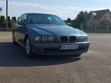 Авто BMW 5 Series 2003 № 7932829
