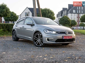 Авто Volkswagen E-Golf 2019 № 7932971