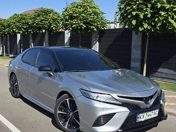 Авто Toyota Camry 2019 № 7933047