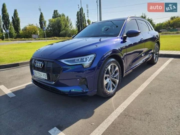 Авто Audi E-Tron 2021 № 7933084