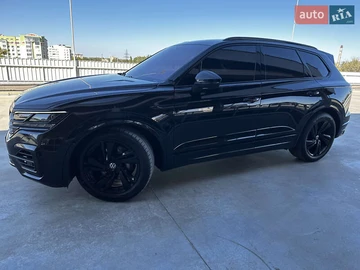 Авто Volkswagen Touareg 2019 № 7933094