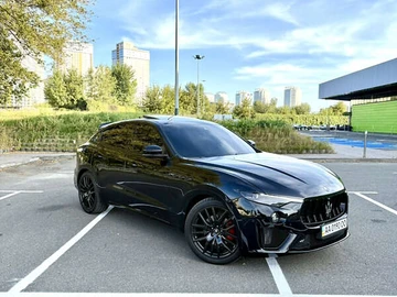 Авто Maserati Levante 2020 № 7933095