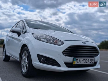 Авто Ford Fiesta 2013 № 7933406