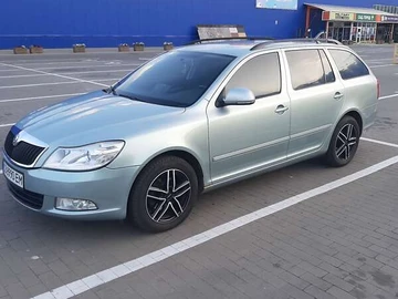 Авто Skoda Octavia 2009 № 7933424