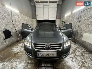 Авто Volkswagen Touareg 2005 № 7933446