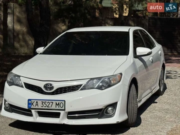 Авто Toyota Camry 2013 № 7933525