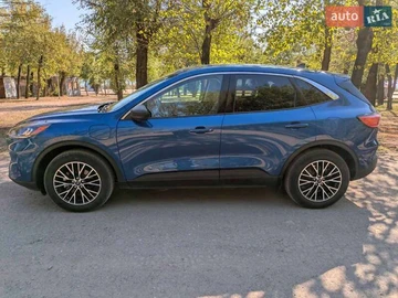 Авто Ford Escape 2022 № 7933665