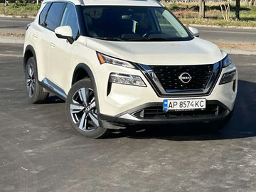 Авто Nissan Rogue 2023 № 7933668