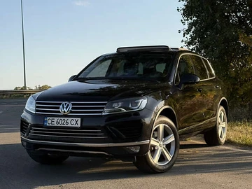 Авто Volkswagen Touareg 2015 № 7933681