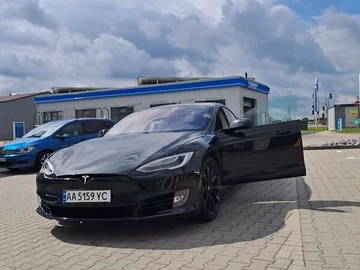 Авто Tesla Model S 2019 № 7933691