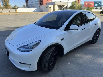 Авто Tesla Model Y 2021 № 7933695