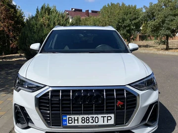 Авто Audi Q3 2019 № 7933704