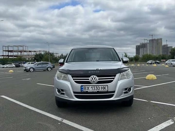Авто Volkswagen Tiguan 2010 № 7933775