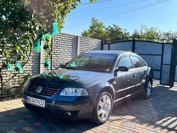 Авто Volkswagen Passat 2002 № 7933804