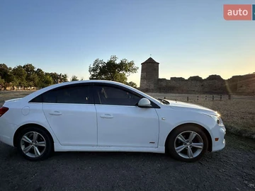 Авто Chevrolet Cruze 2014 № 7934011