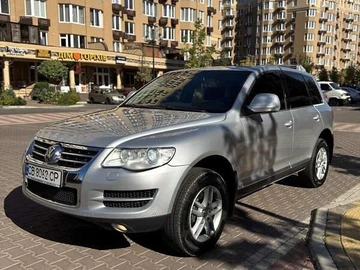 Авто Volkswagen Touareg 2007 № 7934043