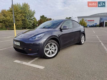 Авто Tesla Model Y 2024 № 7934120