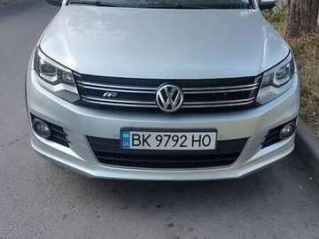 Авто Volkswagen Tiguan 2014 № 7934309