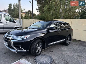 Авто Mitsubishi Outlander 2018 № 7934319