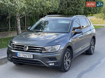 Авто Volkswagen Tiguan 2018 № 7934343