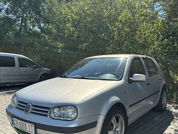 Авто Volkswagen Golf 1999 № 7934429