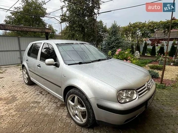 Авто Volkswagen Golf 2001 № 7934437