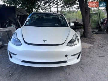 Авто Tesla Model 3 2021 № 7934605