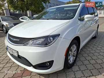 Авто Chrysler Pacifica 2017 № 7934691