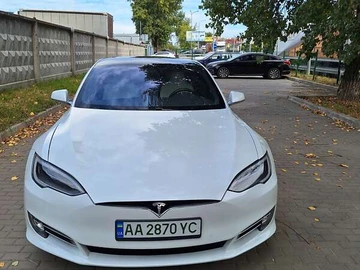 Авто Tesla Model S 2019 № 7934728